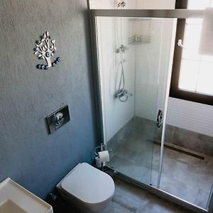 Budget Zimmer mit Kingsize-Bett